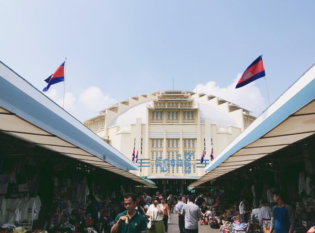 Mua sắm tại Chợ Lớn Mới Phsa Thmey