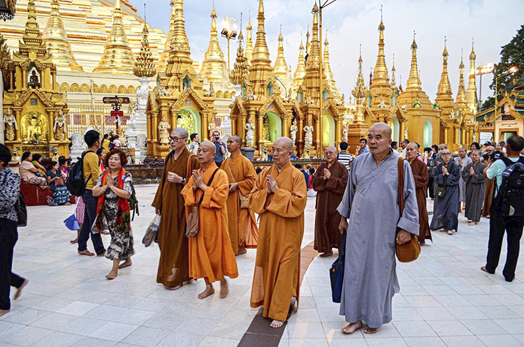 những lưu ý khi đi đền chùa Myanmar