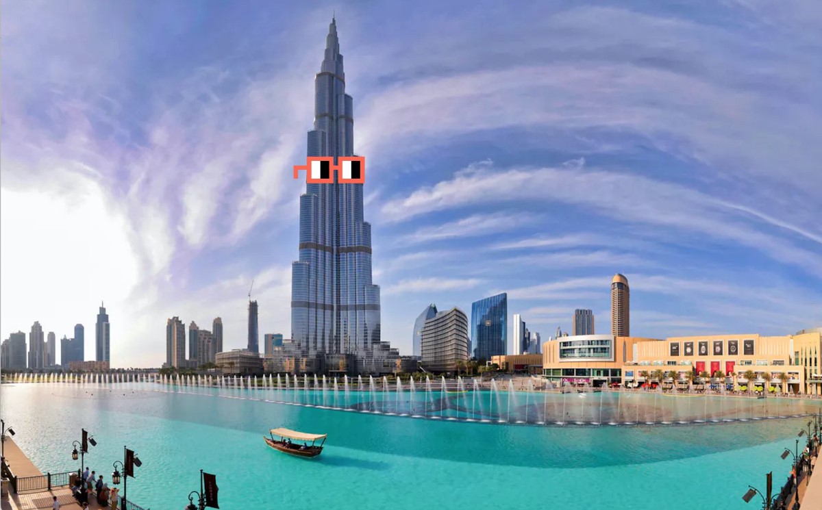Chụp hình tại tòa nhà cao nhất thế giới - Burj Khalifa
