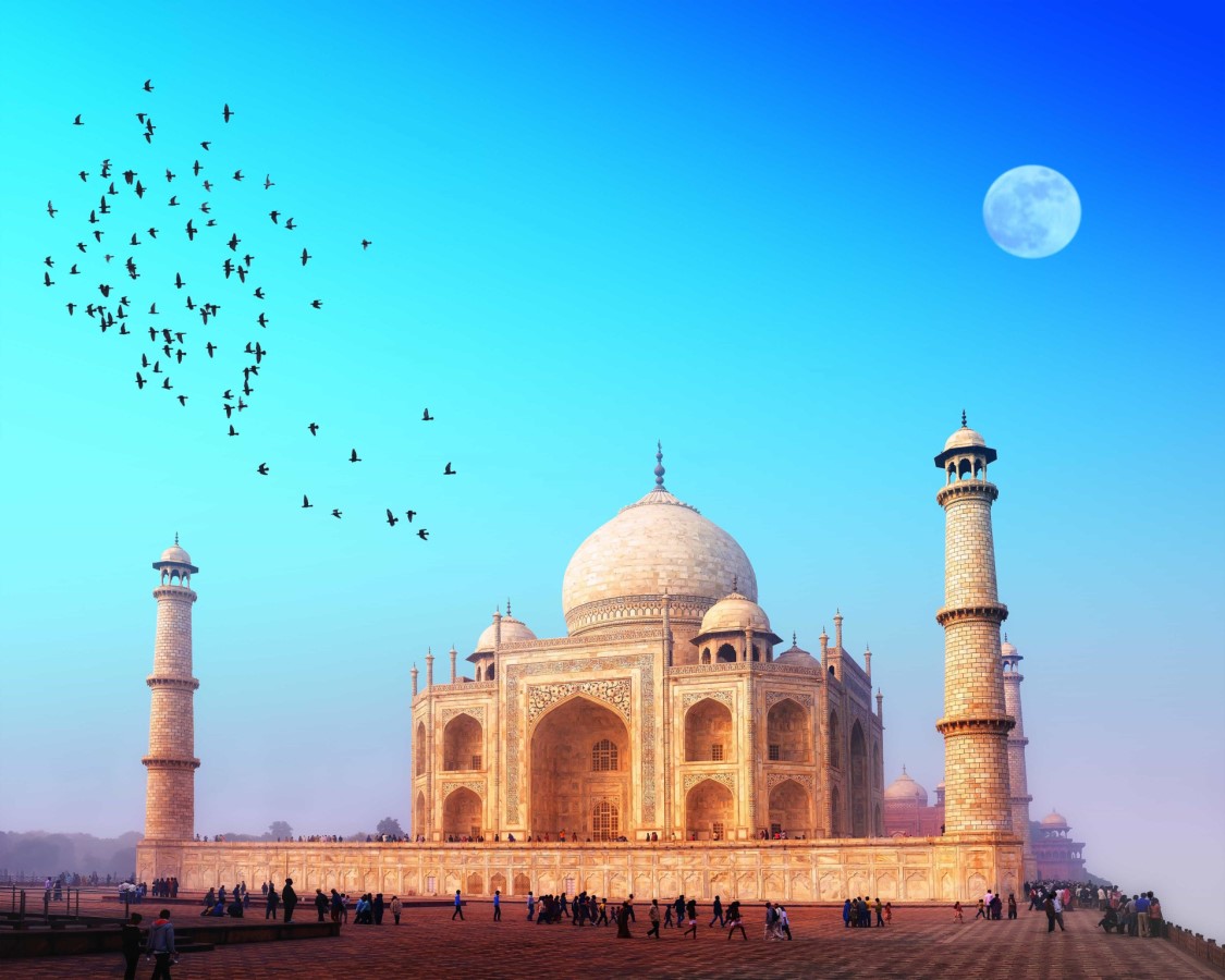 Chụp ảnh tại Lâu đài Tình Yêu Taj Mahal