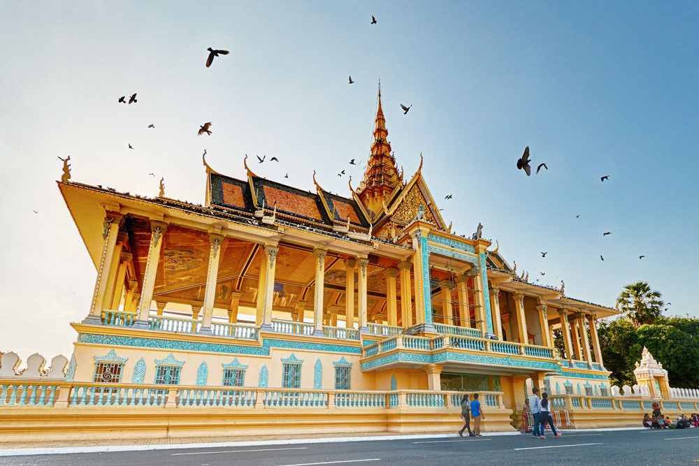 Tham quan cung điện Hoàng gia Campuchia