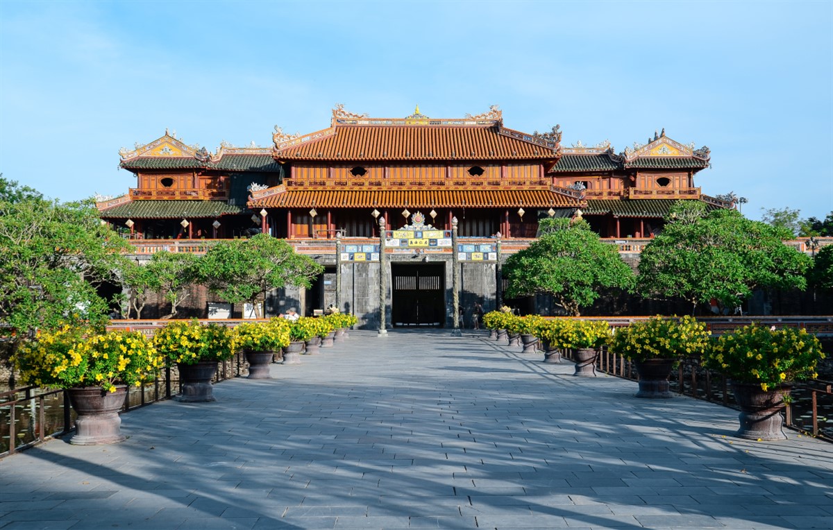 Tour du lịch Nội địa | TP. Hồ Chí Minh - Huế - Động Phong Nha/ Thiên Đường 3 ngày 2 đêm