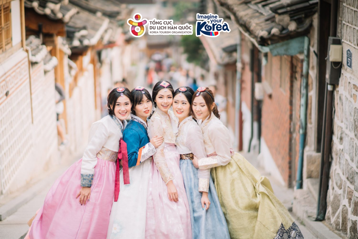 Trải nghiệm trang phục Hanbok truyền thống của Hàn Quốc