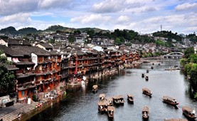 Tour du lịch Trung Quốc | Hà Nội - Trường Sa - TGG - Phượng Hoàng Cổ Trấn 6 ngày 5 đêm