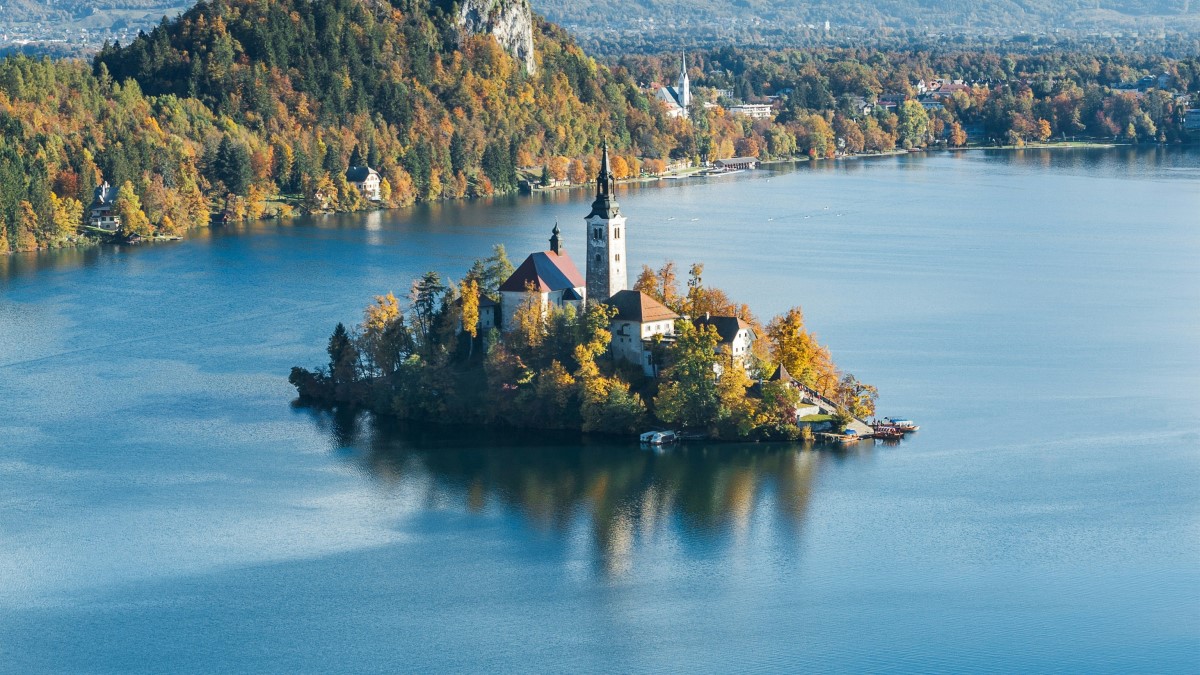Tour Đông Âu - Balkan | Hà Nội - Đức - Slovenia - Croatia - Hungary - Slovakia - Áo - Séc 12N11Đ