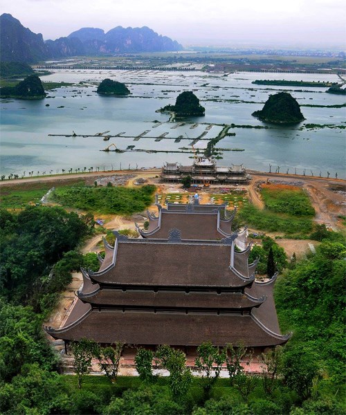 Khám phá Chùa Tam Chúc – Ngôi chùa lớn nhất Thế Giới ở Việt Nam