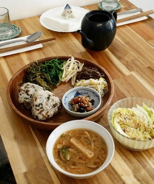 Bạn đang ở Busan, Hàn Quốc, bạn đang tìm các món ăn chay, đọc ngay bài này đừng chần chừ nữa!