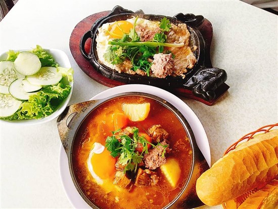 Những quán ăn ngon cho bữa sáng khởi đầu ngày mới đầy hứng khởi tại Quy Nhơn