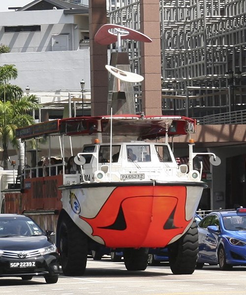 Duck and Hippo tour Singapore - Khám phá quốc đảo sư tử bằng xe vịt và xe hà mã