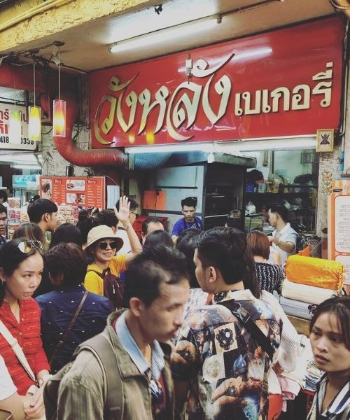 Khám phá thiên đường ẩm thực đường phố tại 18 địa điểm ăn uống ở Thái Lan