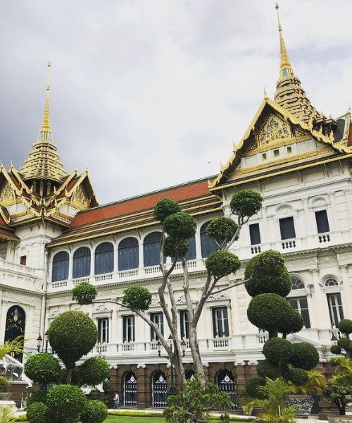 Bạn có biết cách đi cung điện Hoàng gia Thái Lan đơn giản nhất không, hãy cùng tham khảo nhé  