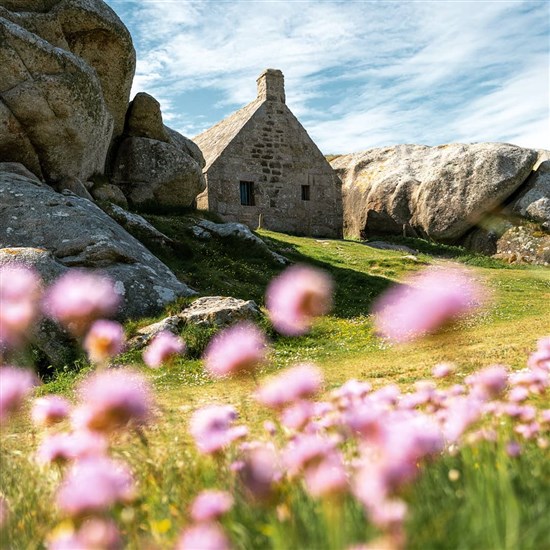 Địa điểm du lịch Pháp: Khám phá 20 ngôi làng đẹp nhất nước Pháp