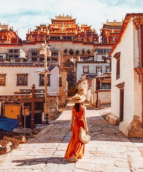 Trọn bộ kinh nghiệm du lịch Côn Minh – Lệ Giang – Shangrila tự túc: trải nghiệm đô thị ngàn năm tuổi