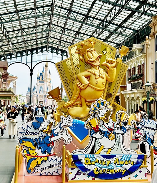 Review Disneyland Tokyo: Một Trải Nghiệm Không Thể Bỏ Qua Cho Các Gia Đình Có Trẻ Nhỏ
