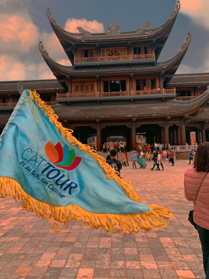 Tour du lịch chùa Tam Chúc 1 ngày 2023