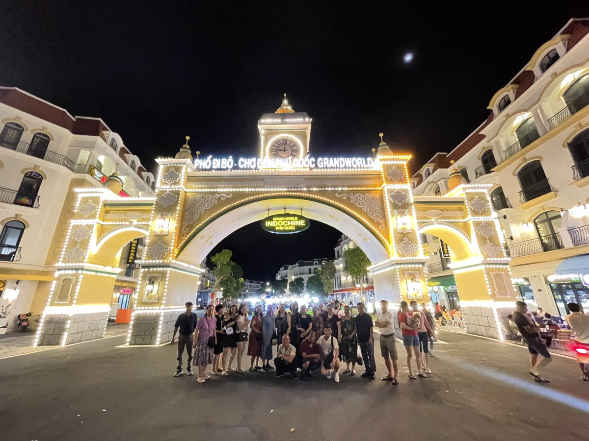 Tour du lịch Hà Nội - Phú Quốc - Mũi Cà Mau - Miền Tây 4 ngày 3 đêm