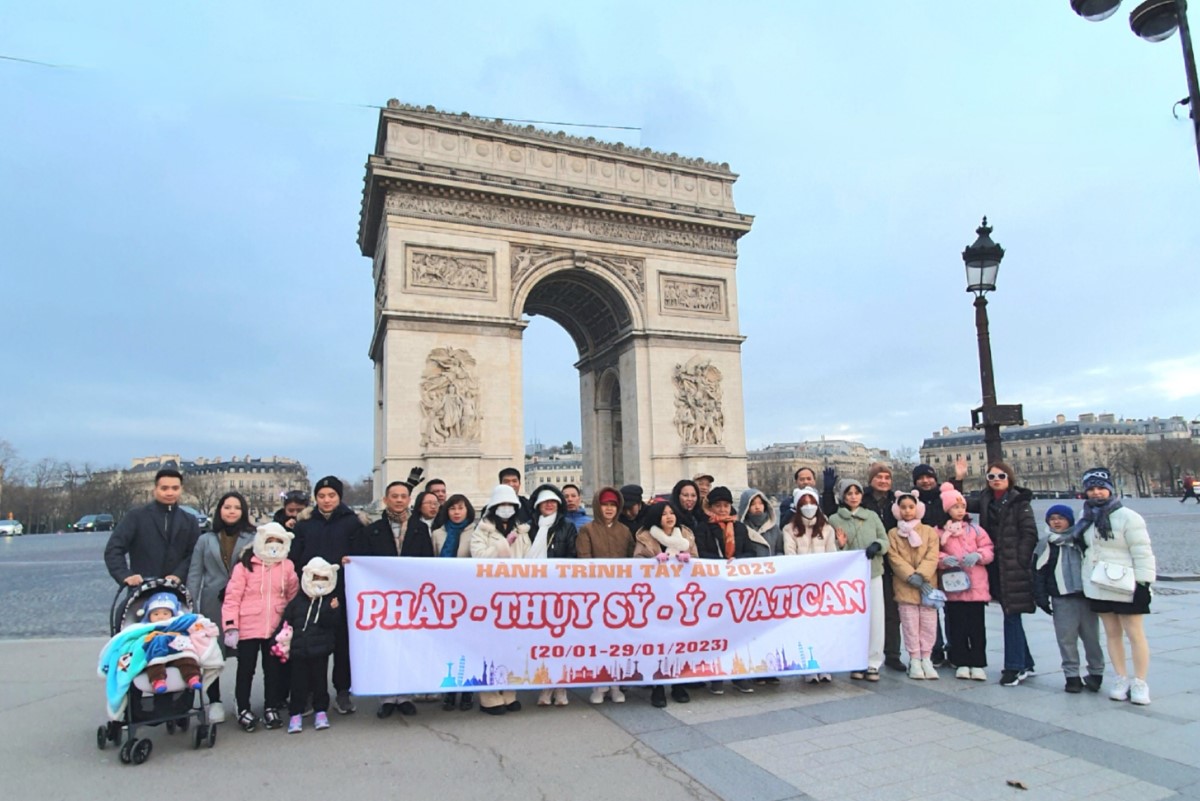 Tour du lịch Châu Âu | TP Hồ Chí Minh - Pháp - Ý - Thụy Sỹ 11 ngày 10 đêm 2023