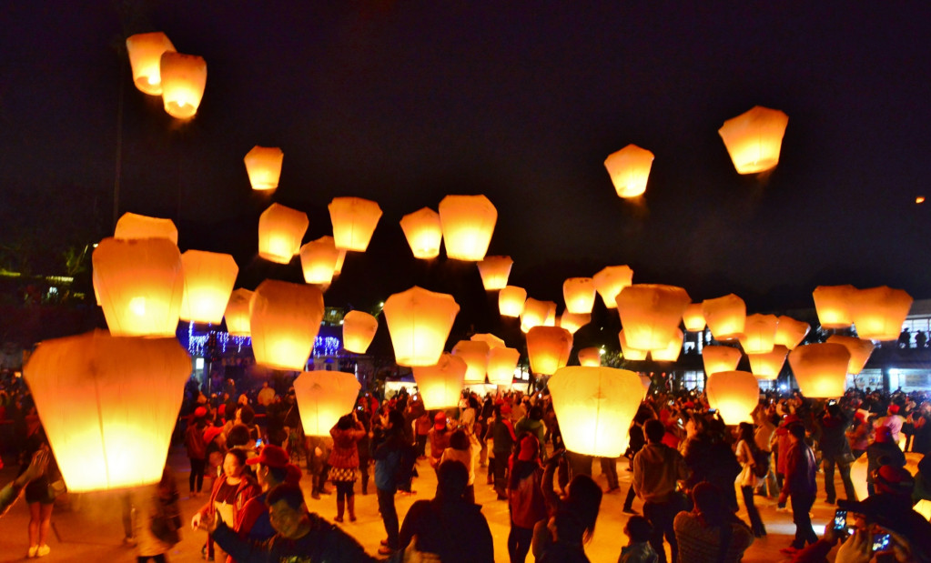 Lễ hội đèn lồng được tổ chức ở Pingxi, Đài Bắc, Đài Loan vào đúng ngày trung thu