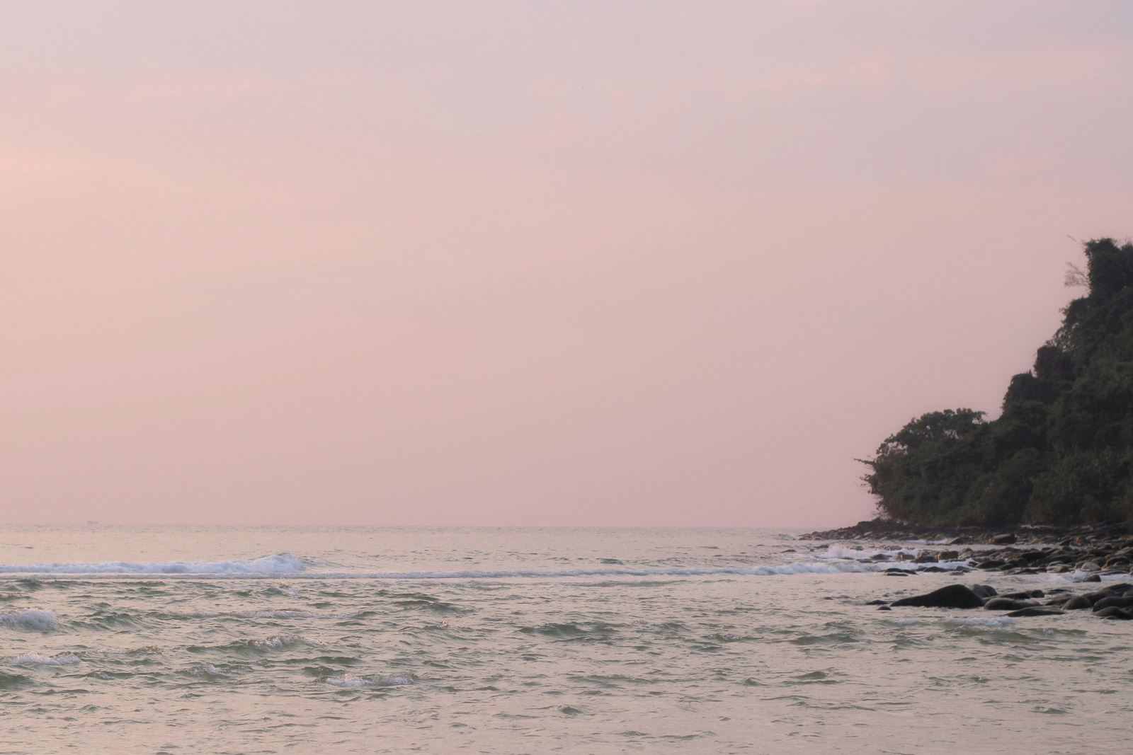 Biển ở Sunset Beach cực hoang sơ và đẹp đến mộng mị Biển ở Sunset Beach cực hoang sơ và đẹp đến mộng mị