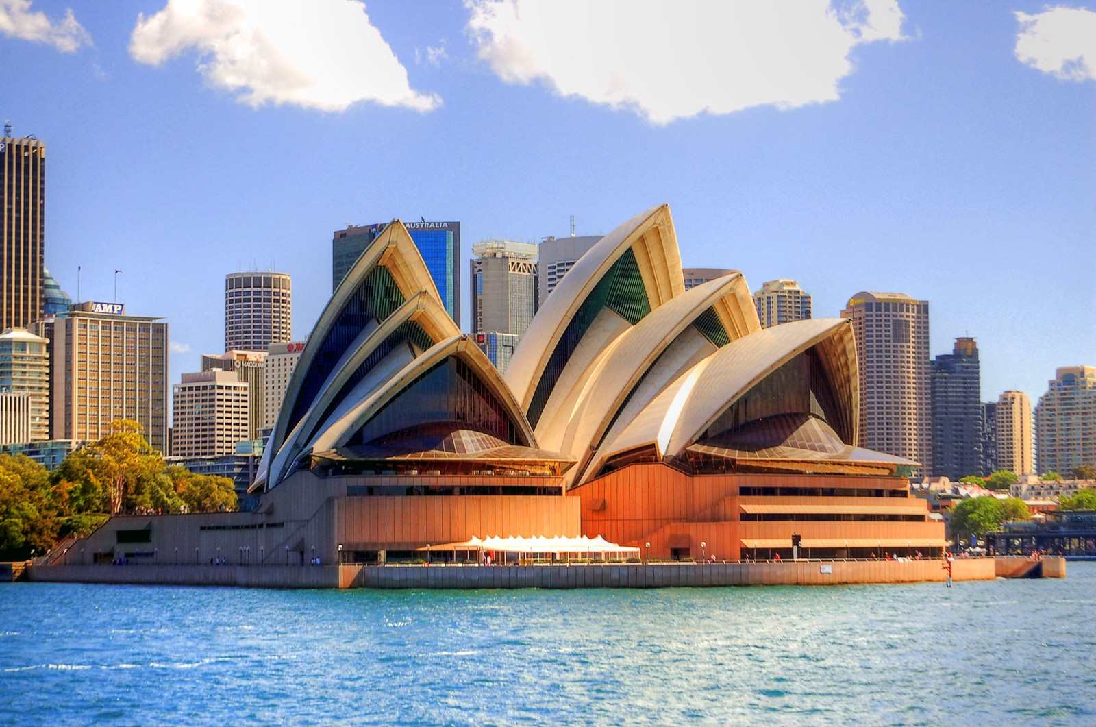 Nhà hát Con Sò (Sydney Opera House)
