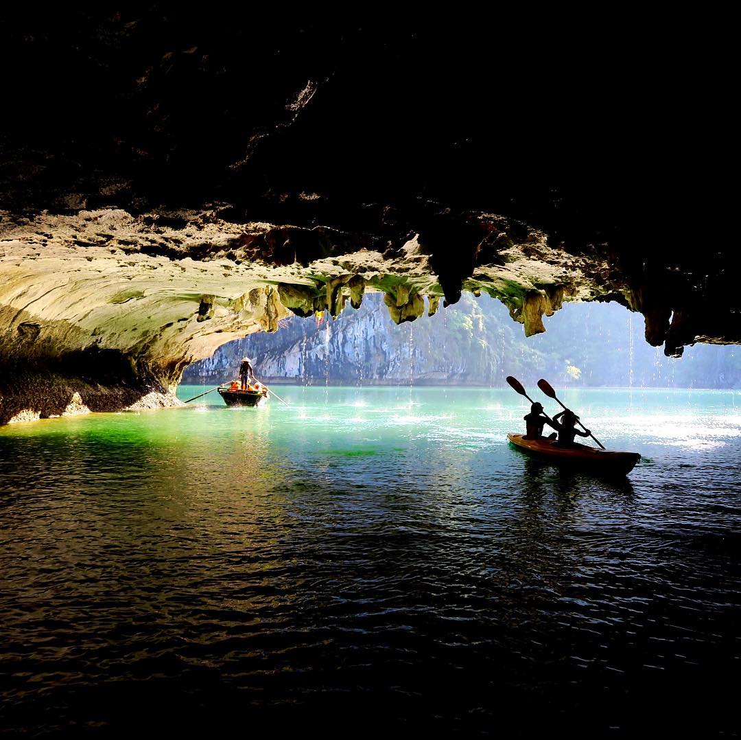 Khám phá các hang động nổi tiếng ở vịnh Hạ Long