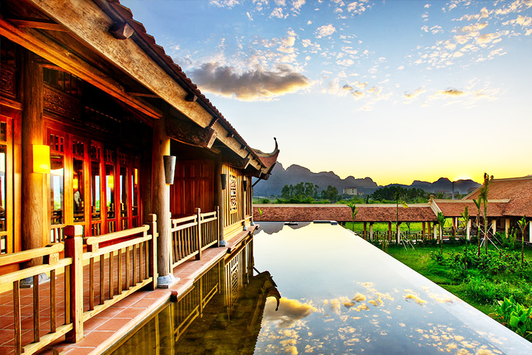 Kiến trúc của Emeralda Resort thể hiện được nét riêng của miền quê Bắc Bộ xưa
