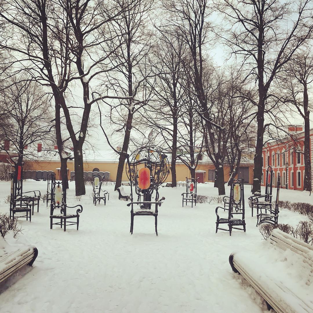 Mùa đông ở St Petersburgs rất lạnh giá nên chỉ thích hợp với những người muốn trượt tuyết