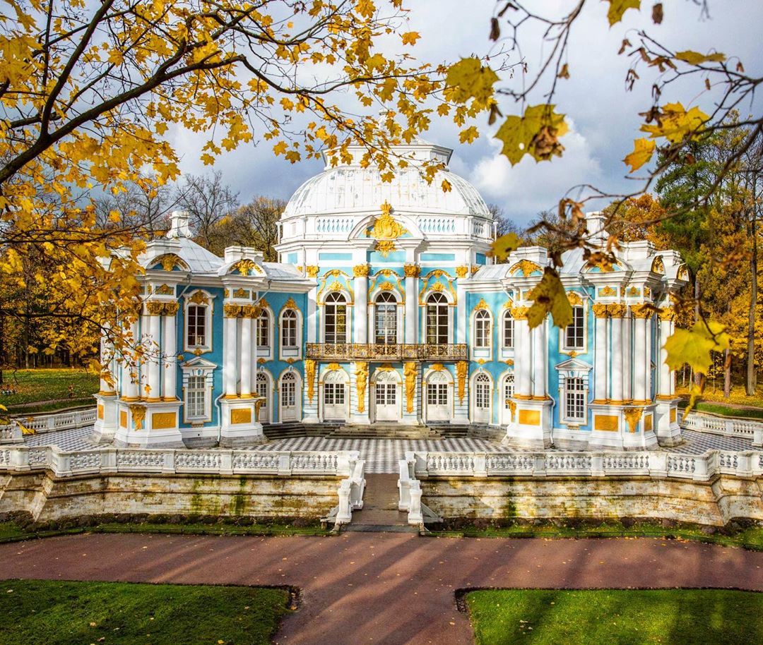 Làng Nga Hoàng chính là quần thể dinh thự ở ngoại ô của Nga Hoàng
