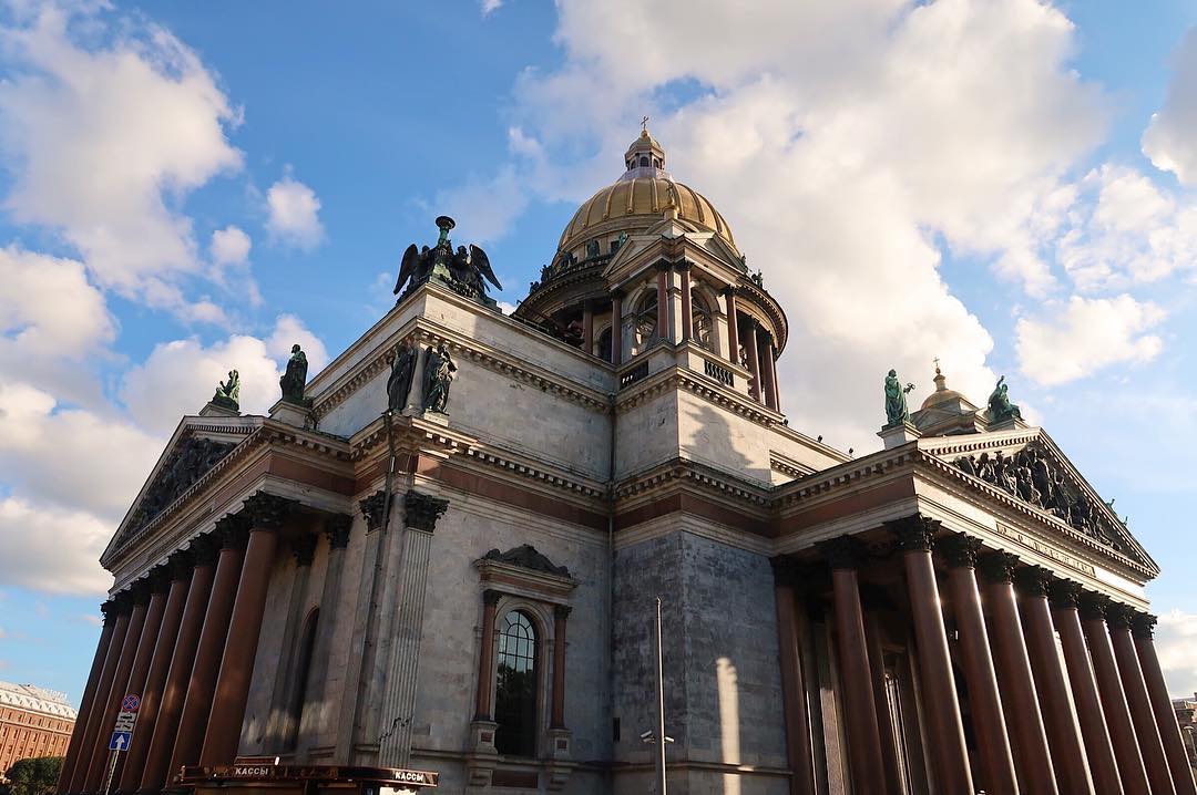 Nhà thờ Thánh Issac được coi là biểu tượng của thành phố St Petersburgs