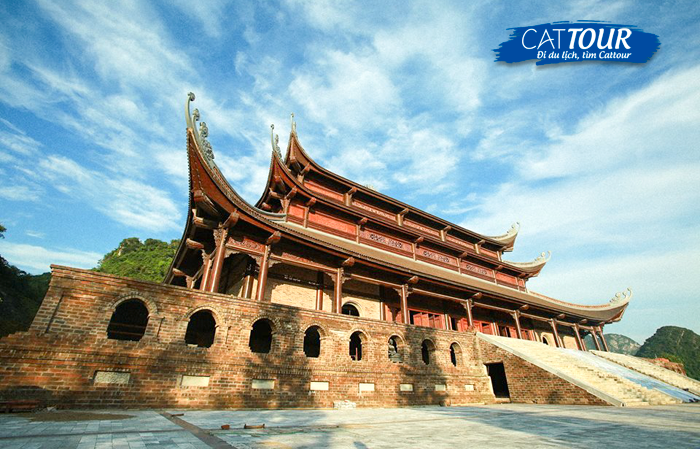 Điện Tam Thế chùa Tam Chúc