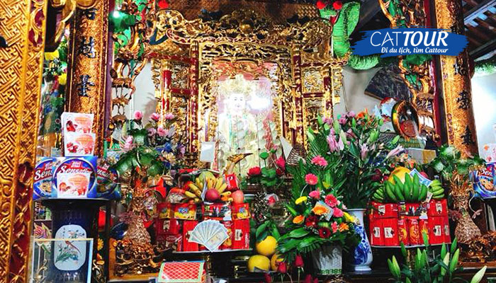 Đền Cô Tân An là một điểm hội tụ tín ngưỡng tôn giáo dân tộc
