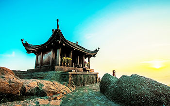 Chinh phục đỉnh chùa Đồng