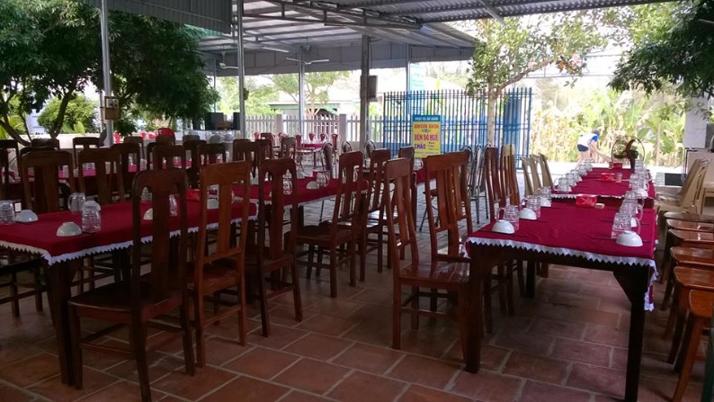 Nhà hàng Trường Loan Hải Tiến