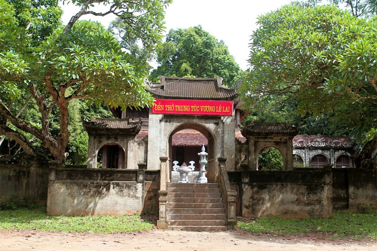 Đền thờ Lê Lai là nơi thờ phụng tướng quân Lê Lai anh dũng