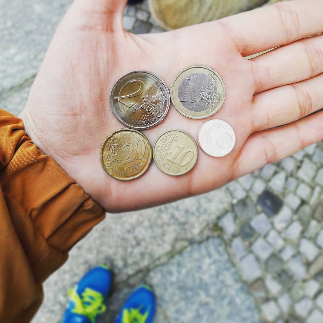 Lưu ý về tiền tệ khi đi du lịch châu Âu