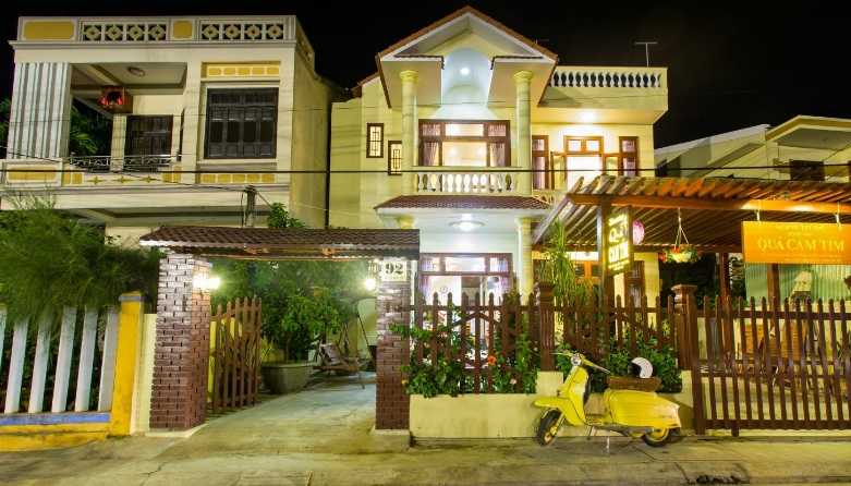 Quả Cam Tím Homestay