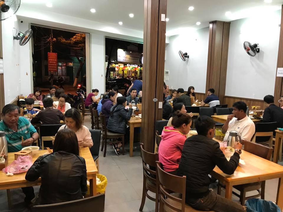 Quán chay Bồ Đề có không gian nhẹ nhàng và đô ăn ngon, mang lại cảm giác nhẹ nhàng ngay từ khi mới bước chân vào trong