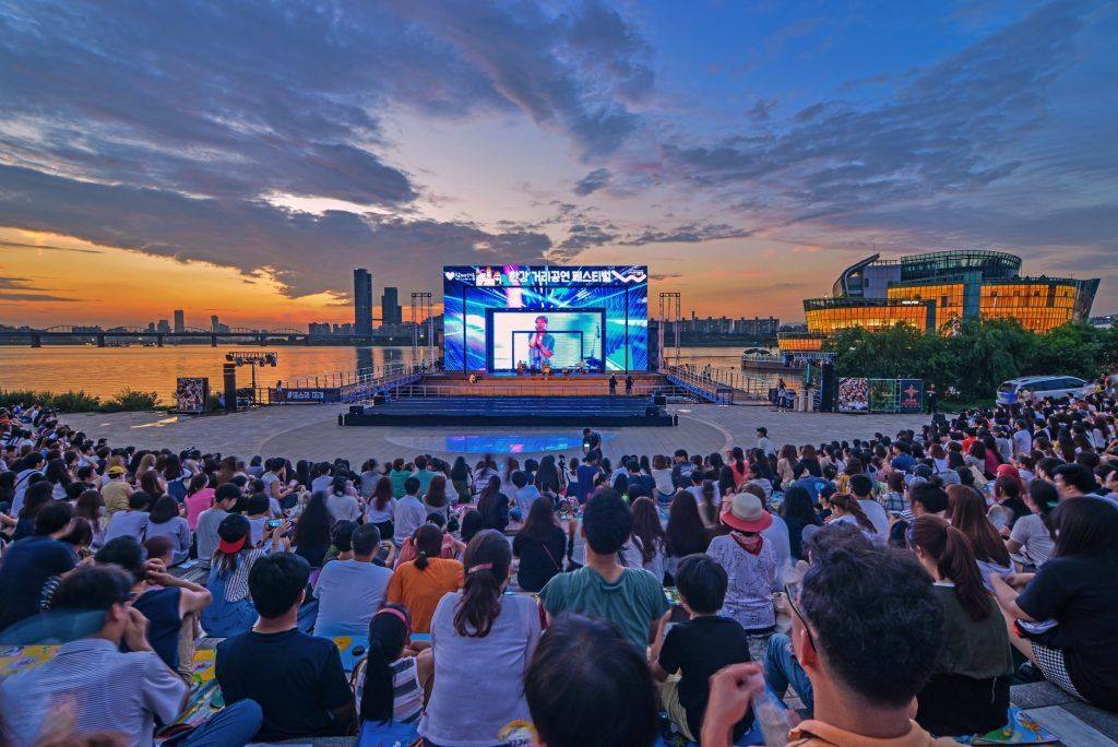 Show diễn miễn phí tại lễ hội pháo hoa quốc tế Seoul
