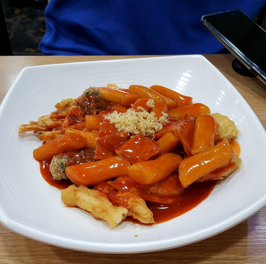 Các món ăn vặt ở Hàn Quốc có giá dao động từ 1.000 - 3.000 won