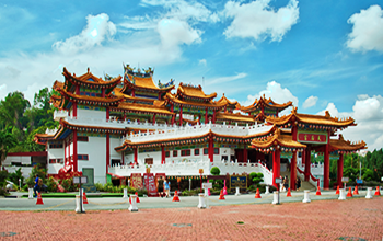 Thăm Chùa Thiên Hậu với kiến trúc Trung Hoa