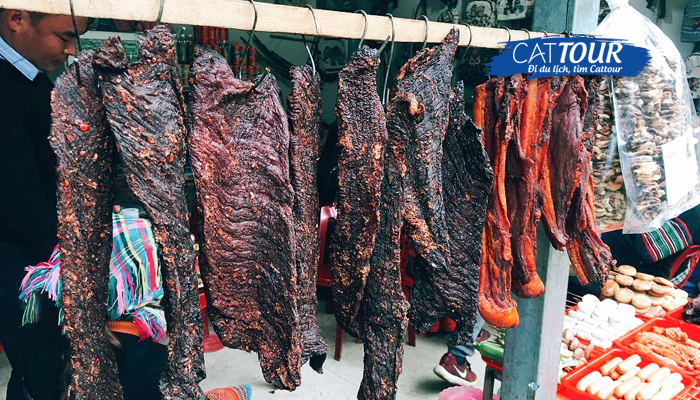 Du lịch Điện Biên - Thịt trâu gác bếp