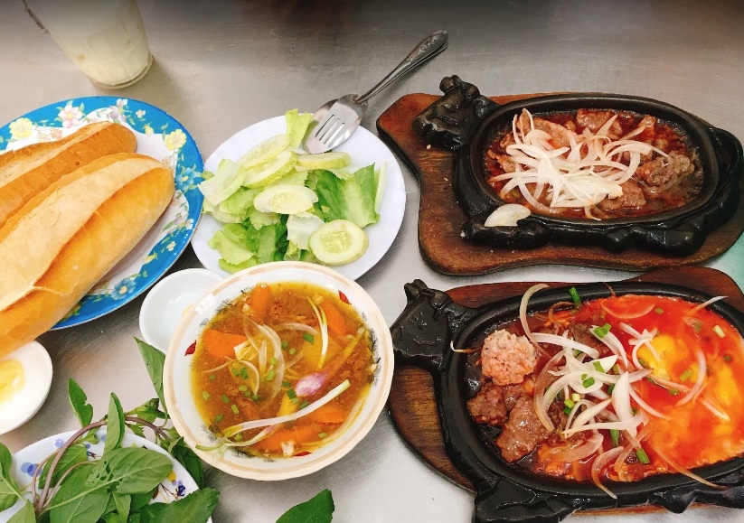 Bò kho, bò né Nha Trang