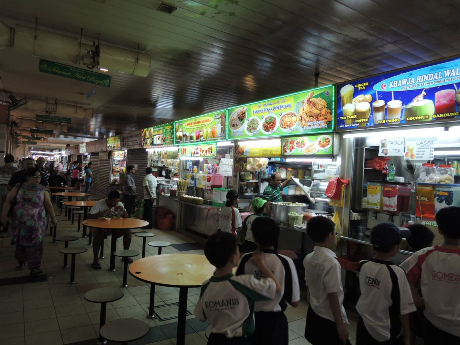 Tekka Food Centre là nơi bạn có thể tìm thấy nhiều món Ấn ngon và độc đáo