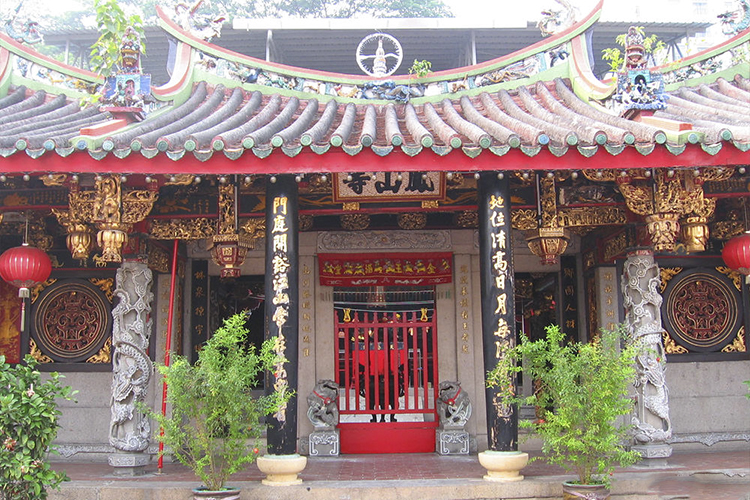 lưu ý khi tham quan đền chùa ở singapore