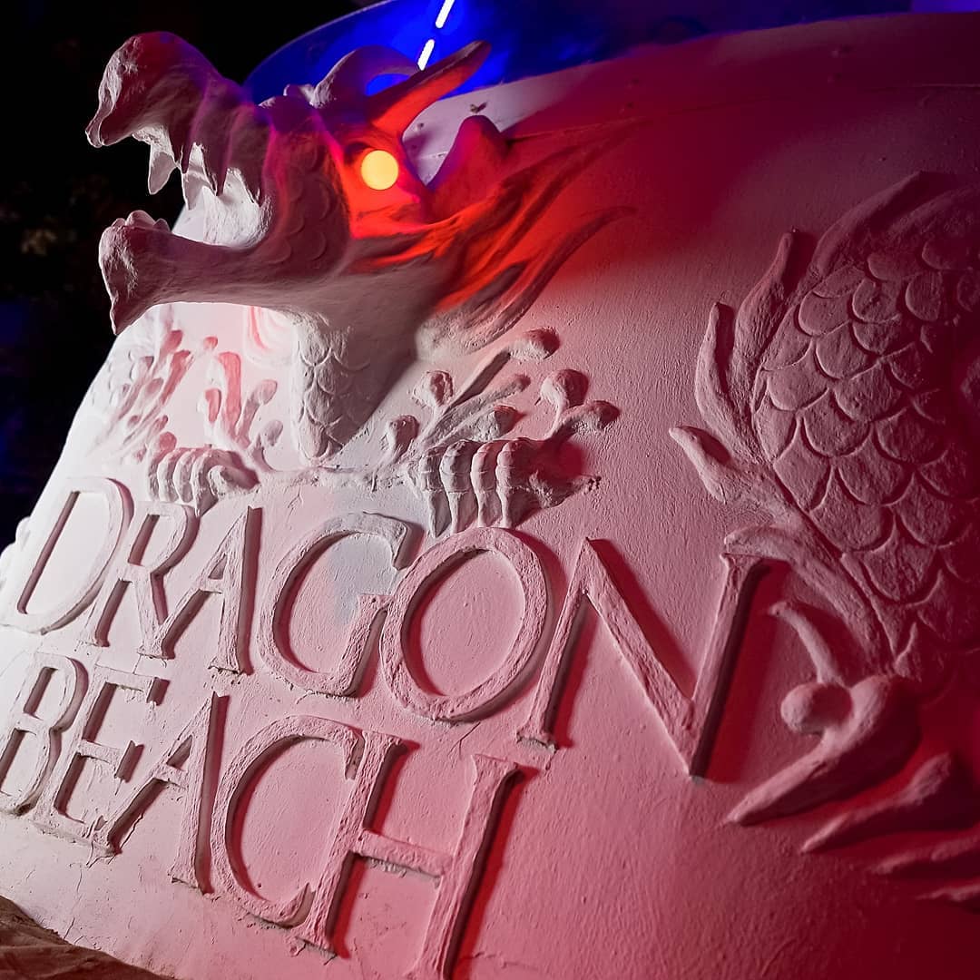 Dragon Beach Bar