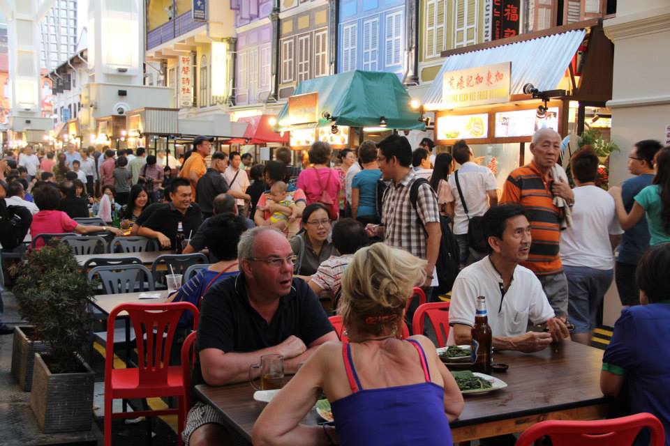 Khu phố Tàu ở Singapore chủ yếu bán đồ ăn và đồ lưu niệm