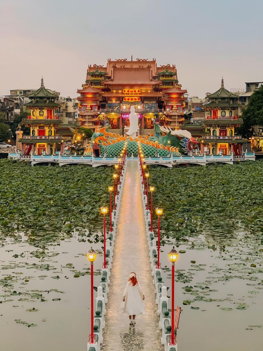 Check in tại đầm Tỷ Muội