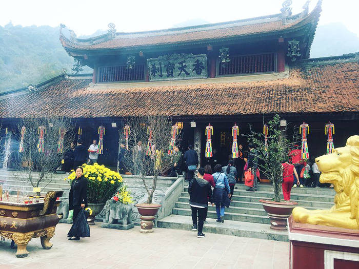Tour du lịch chùa Hương 1 ngày
