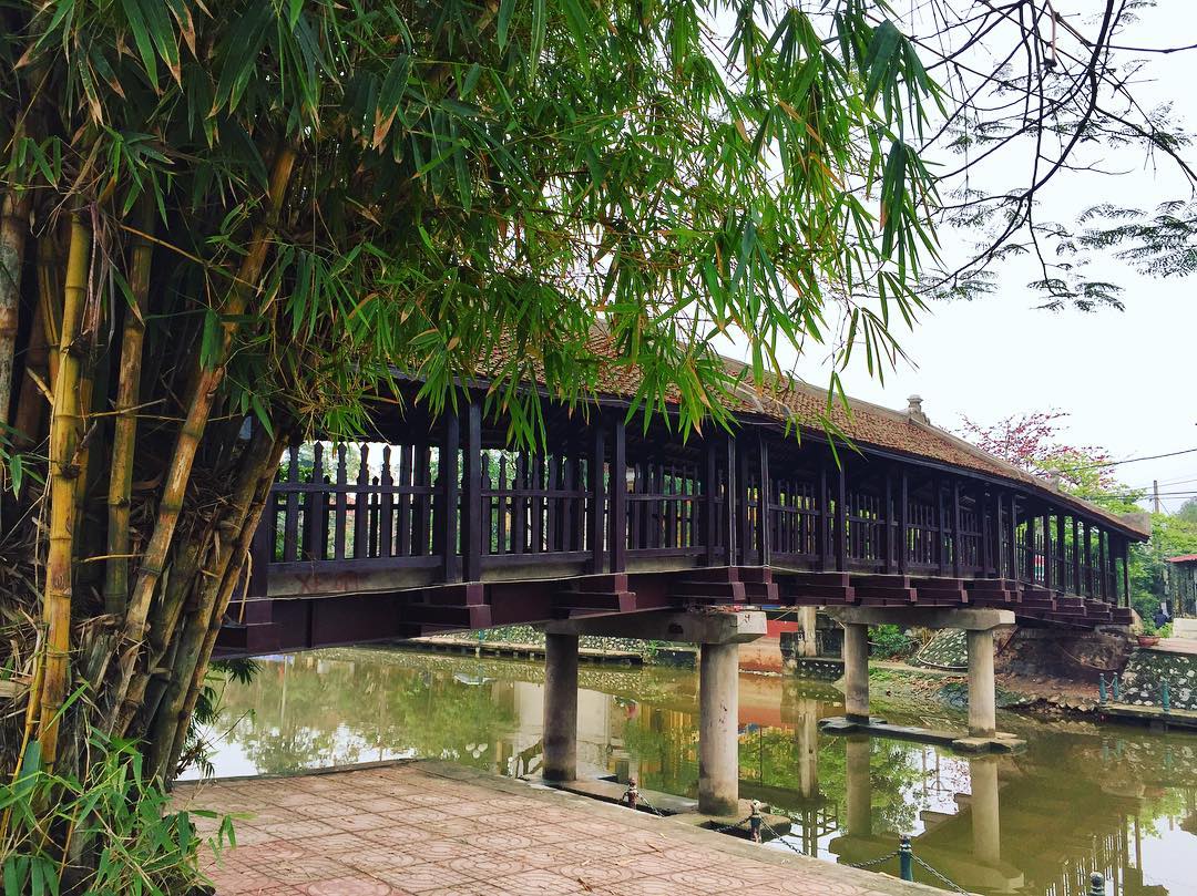 Cầu ngói Kim Sơn
