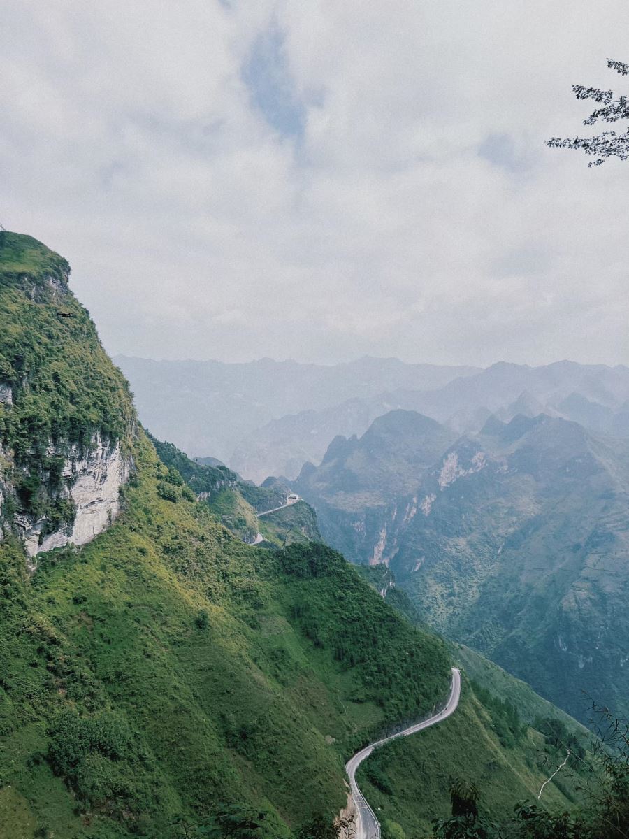 Những cung đường đèo huyền thoại ở Hà Giang